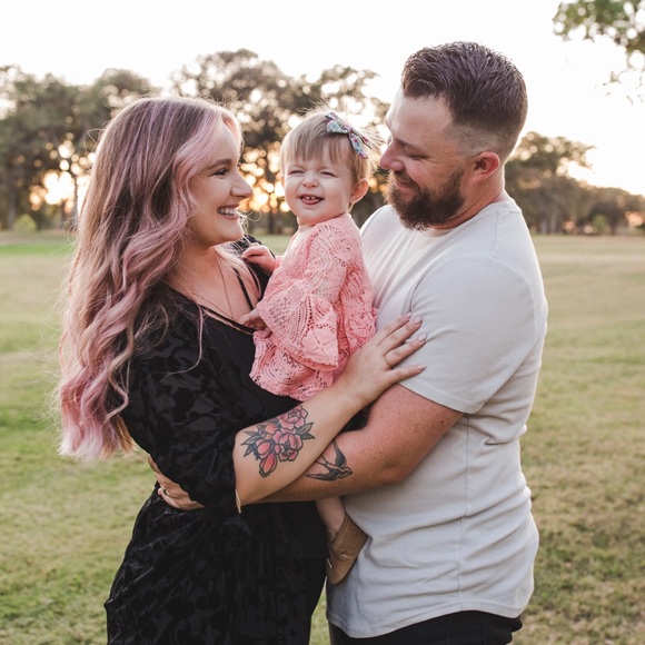 Meet your Posher, Julialynn - Picture 3 of 5